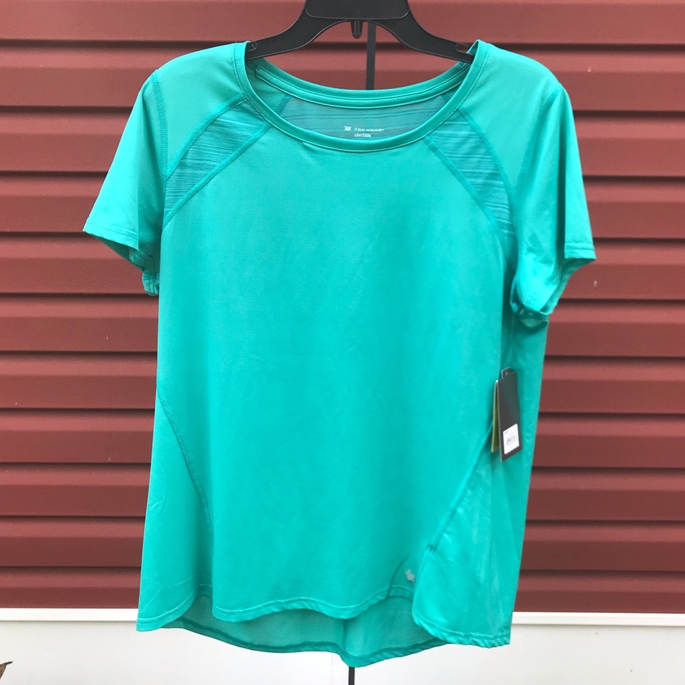 NWT SWEAT WICKING SHIRT. NEW LISTING!